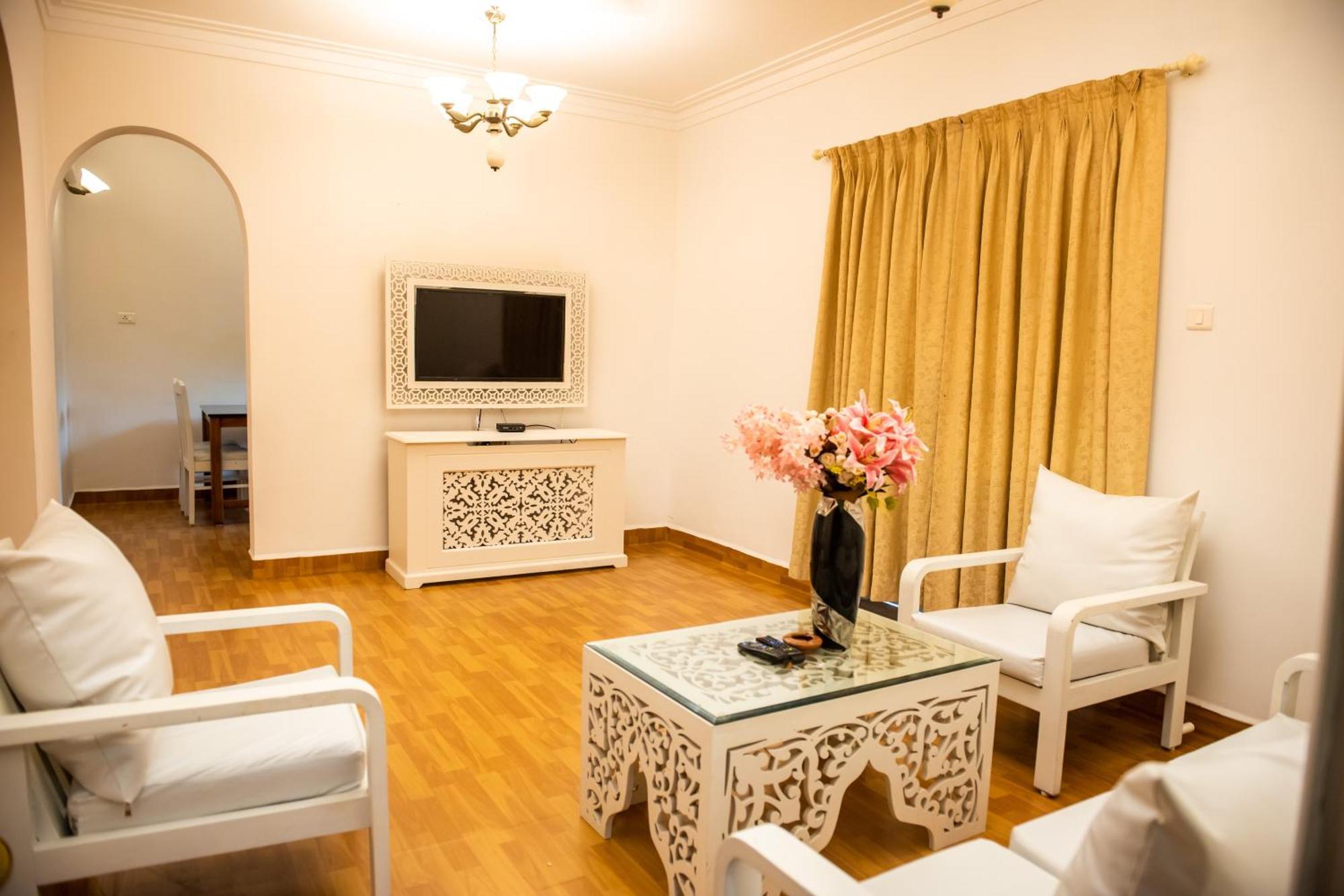 Cherrystay Holiday Resort -Candolim Beach Exteriör bild
