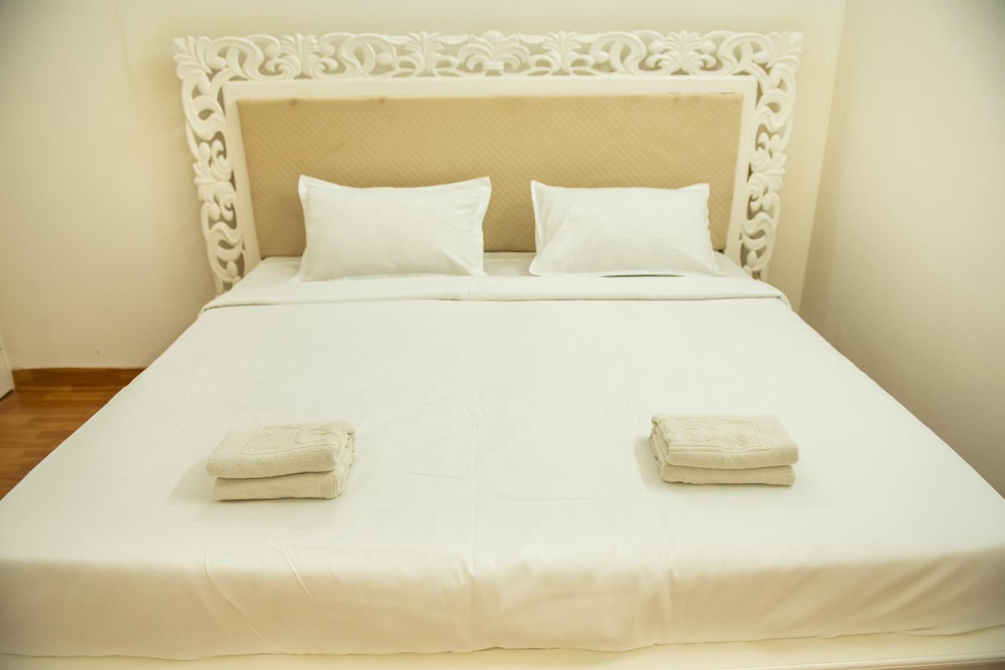 Cherrystay Holiday Resort -Candolim Beach Exteriör bild